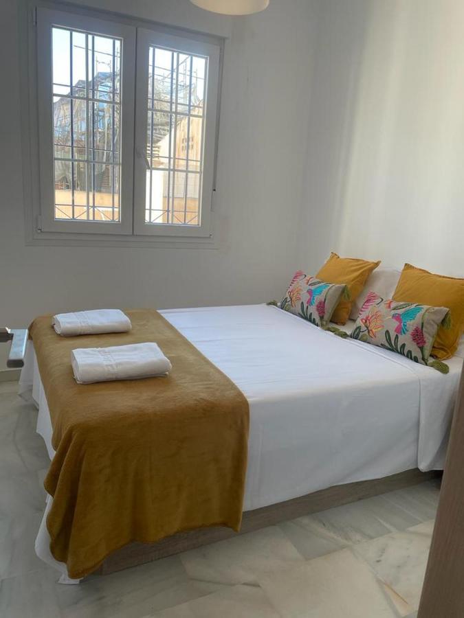 3 Rooms Con Parking Y Terraza En C Marmoles Малага Экстерьер фото