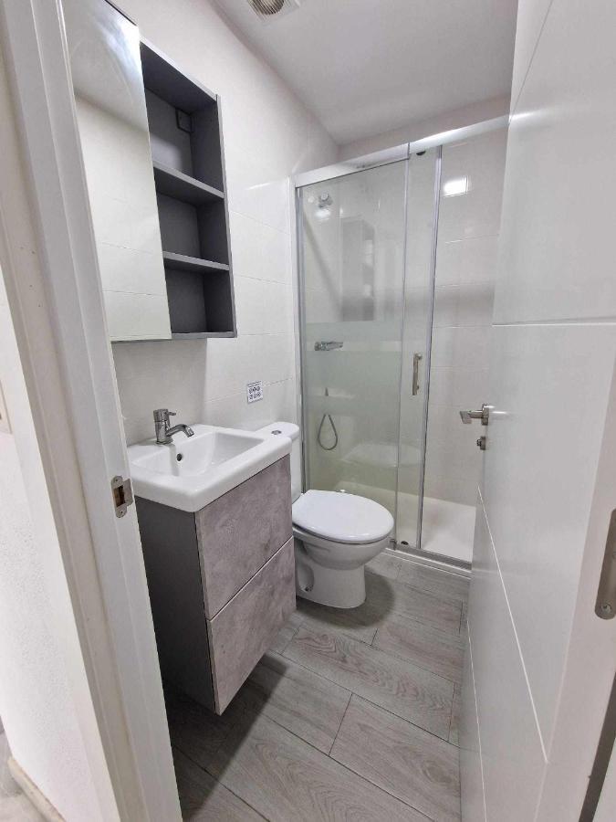 3 Rooms Con Parking Y Terraza En C Marmoles Малага Экстерьер фото